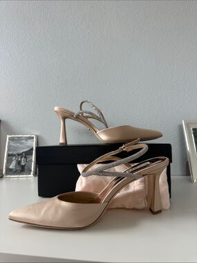 Badgley Mischka wedding satin heel